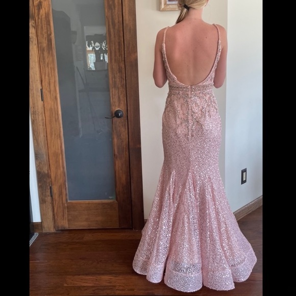 Available: Macduggal PROM DRESS - Picture 2 of 6